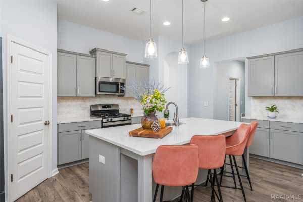 9844 Bluestone Circle