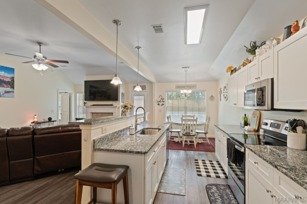 1011 Dawson's Mill Boulevard