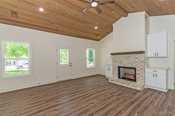 161 Glendale Acres