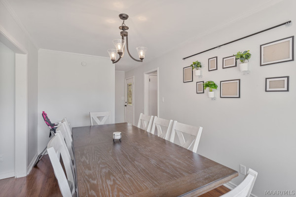 5220 Pineview Road