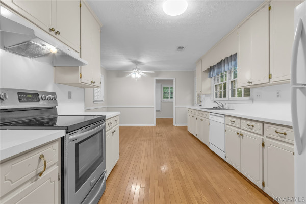 540 Chatsworth Drive