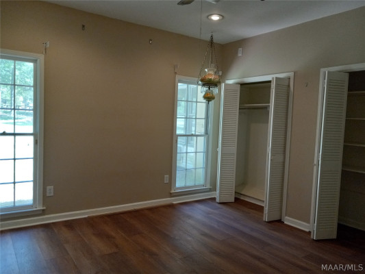 160 Briar Lane