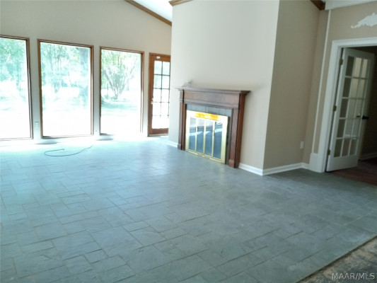 160 Briar Lane