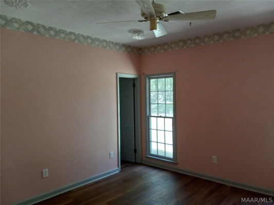160 Briar Lane