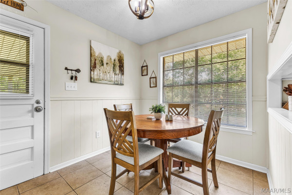 5270 Redland Road