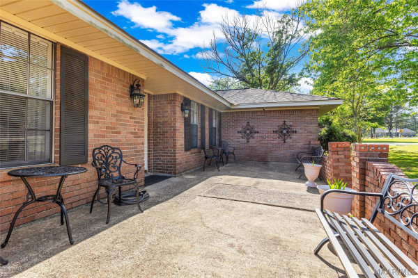 5270 Redland Road