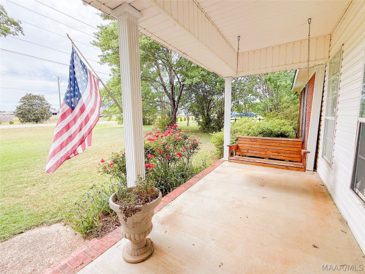 1256 County Road 39 .