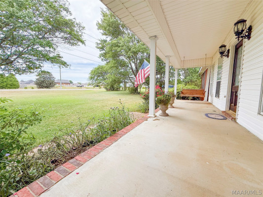 1256 County Road 39 .