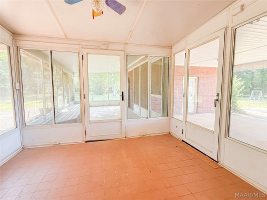 1256 County Road 39 .