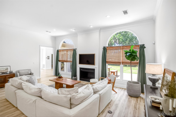 8254 Mossy Oak Drive