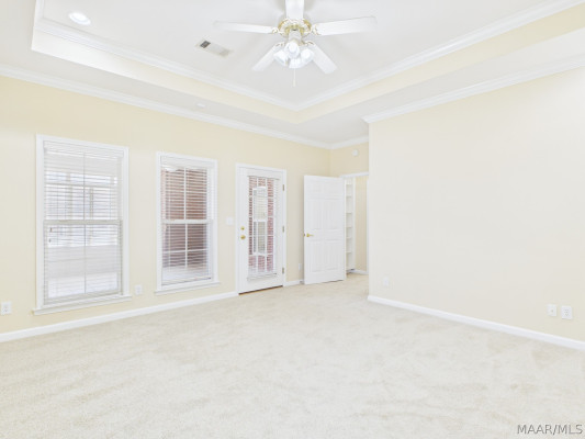 966 Somerset Drive