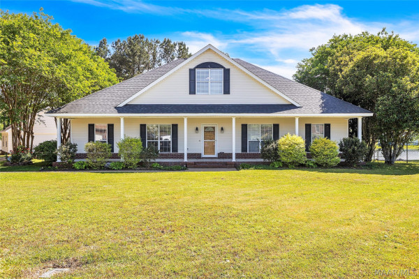 398 MEADOWVIEW Drive