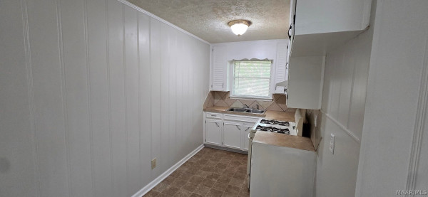 5151 W Linda Circle