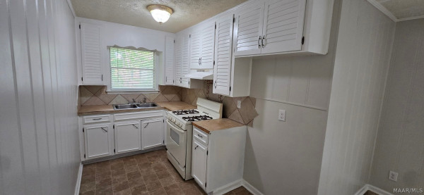 5151 W Linda Circle