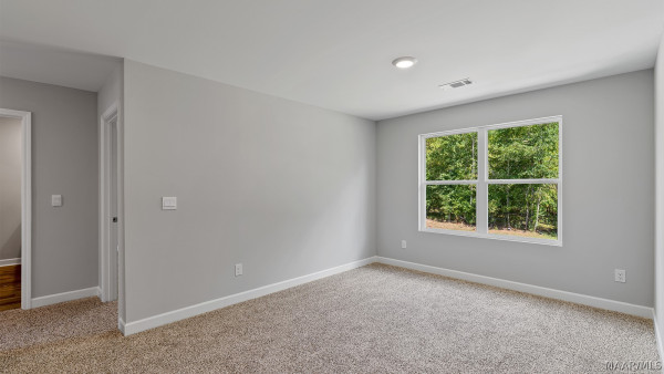 6052 Cunningham Trail