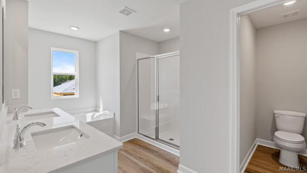 6052 Cunningham Trail