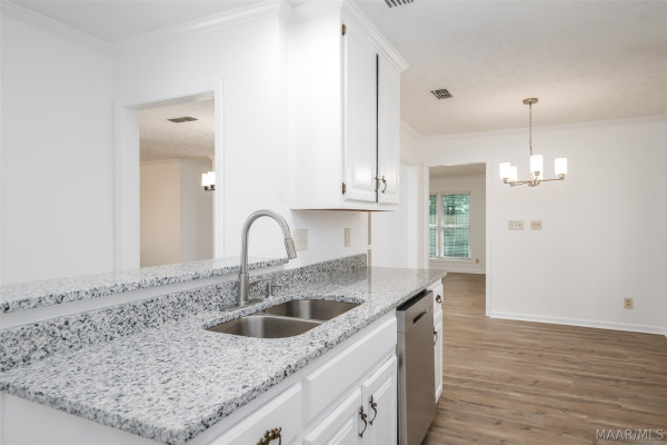 6532 Monmouth Mews