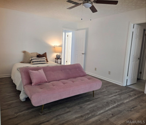 6532 Monmouth Mews