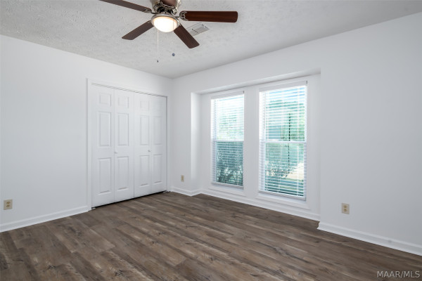 6532 Monmouth Mews
