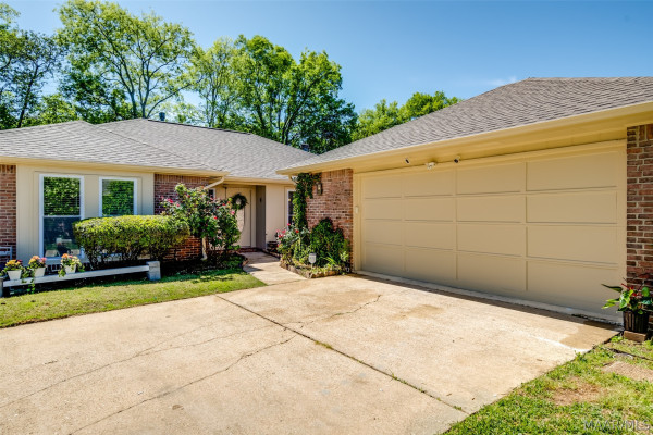 6532 Monmouth Mews