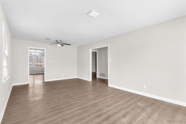 6125 GRETA Place