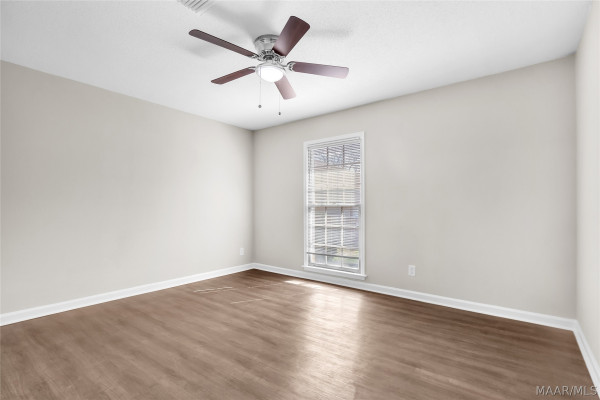 6125 GRETA Place