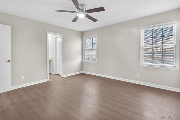 6125 GRETA Place