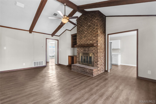 6125 GRETA Place