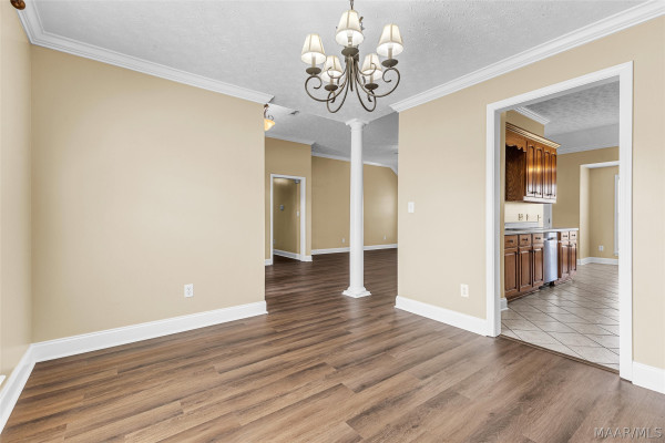 1920 Cedar Ridge Loop