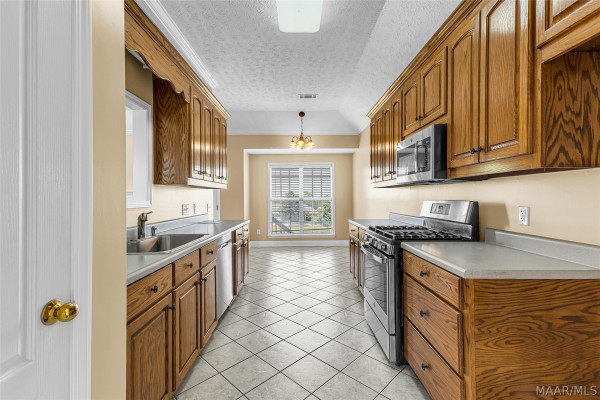 1920 Cedar Ridge Loop