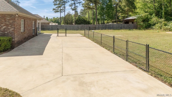 3200 Little Road