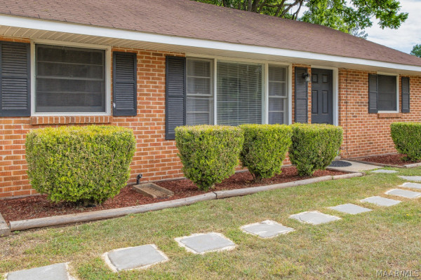 1033 Gipson Street