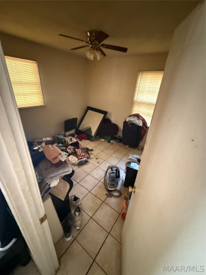 1711 CHAMPION Street