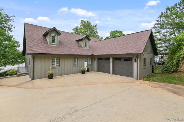 1046 County Road 542 Road