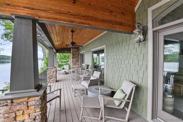 1046 County Road 542 Road