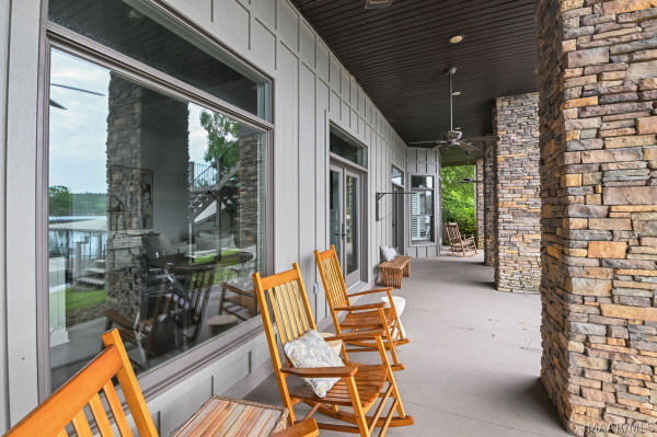 1046 County Road 542 Road