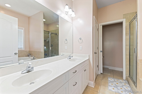 9832 Helmsley Circle