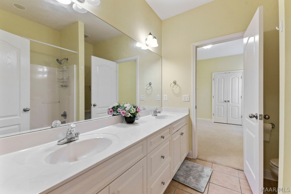 9832 Helmsley Circle