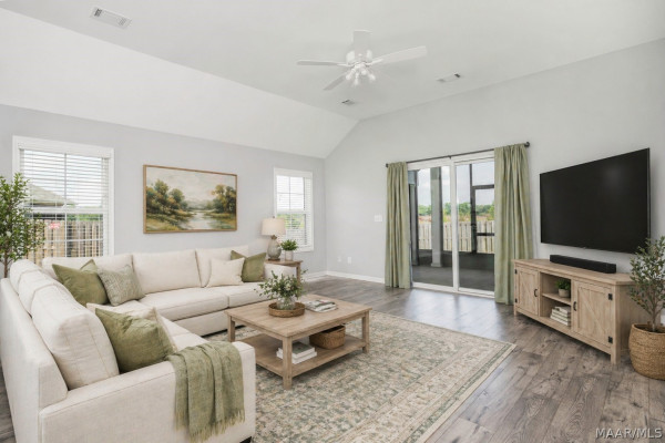 1316 Hemlock Court