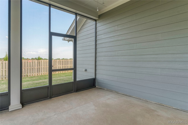 1316 Hemlock Court