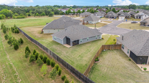 1316 Hemlock Court