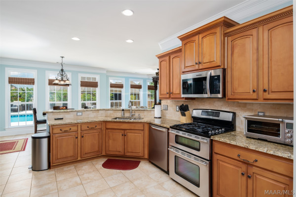 8649 Rockbridge Circle