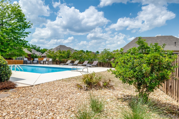 8649 Rockbridge Circle
