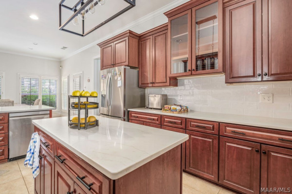 8416 Marsh Pointe Drive