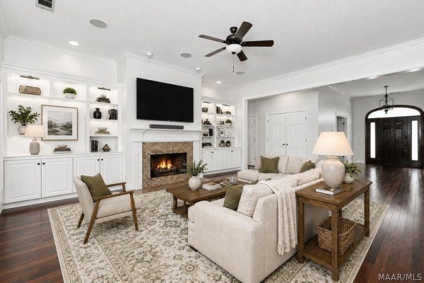 8416 Marsh Pointe Drive