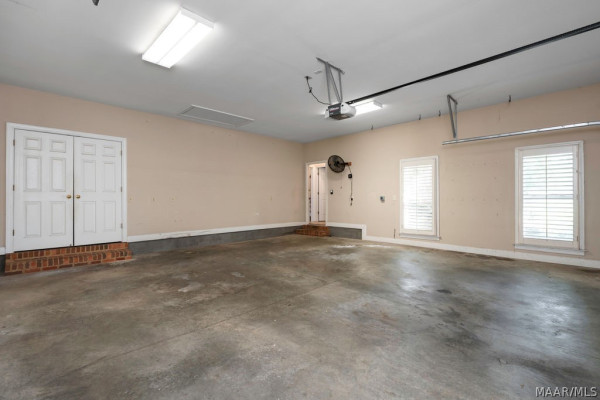 8416 Marsh Pointe Drive