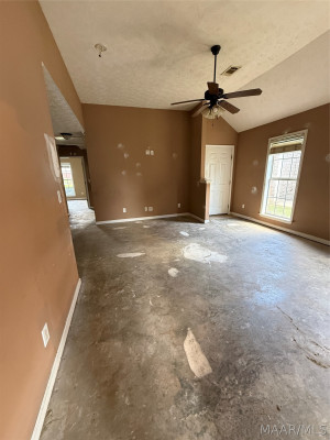 6233 BURBANK CROSSING Loop