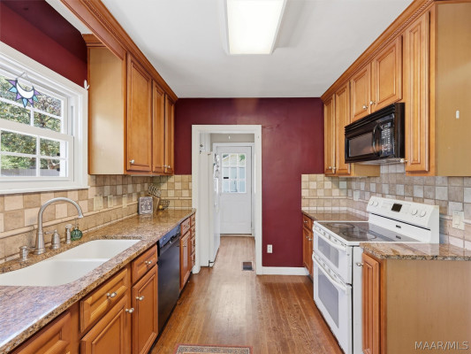 3347 NARROW LANE Road