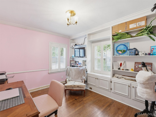 3347 NARROW LANE Road