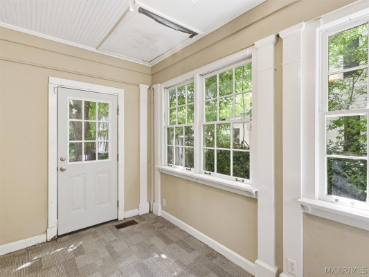 3347 NARROW LANE Road